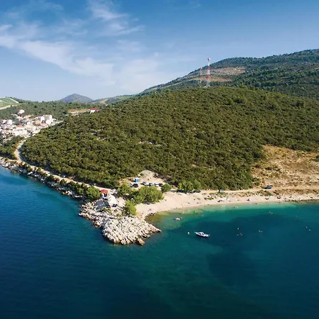 Beautiful In Komarna With Wifi Klek